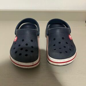 Native Kids Navy Clogs with Red Trim